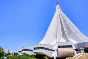 santuario_ortigia_madonna_delle_lacrime_siracusa_unsplash